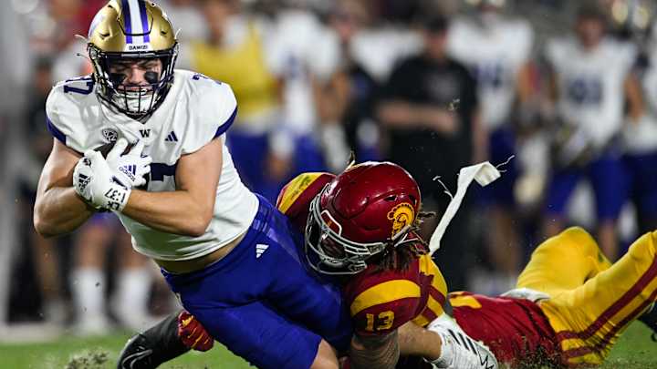 USC LB Mason Cobb Not Watching Washington Film Ahead of Matchup With No. 6 Oregon USC LB Mason Cobb Not Watching Washington Film Ahead of Matchup With No. 6 Oregon