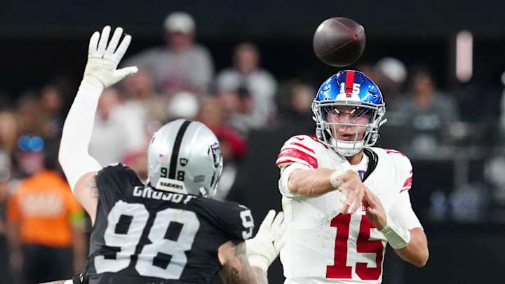 Giants’ Tommy DeVito Poised to Break NFL Record on Sunday vs. Cowboys Giants’ Tommy DeVito Poised to Break NFL Record on Sunday vs. Cowboys