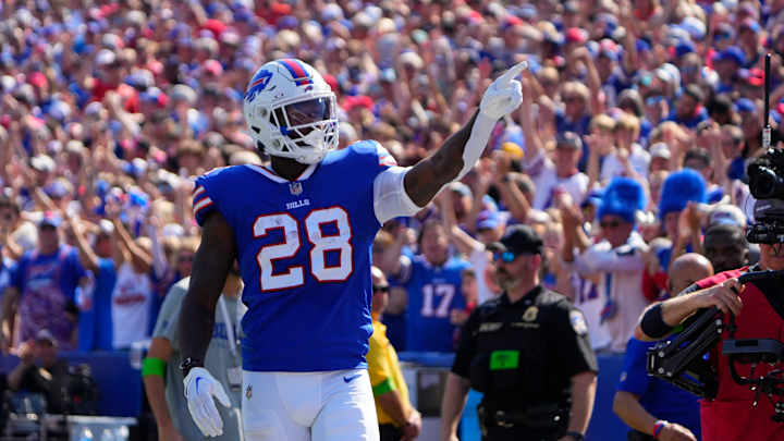Buffalo Bills' Mitch Morse Praises RB Latavius Murray's Leadership: 'Commands Respect!'