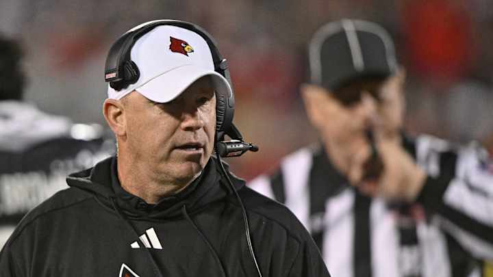 Watch: Jeff Brohm, Ron English and Louisville Players Recap Virginia, Preview Miami