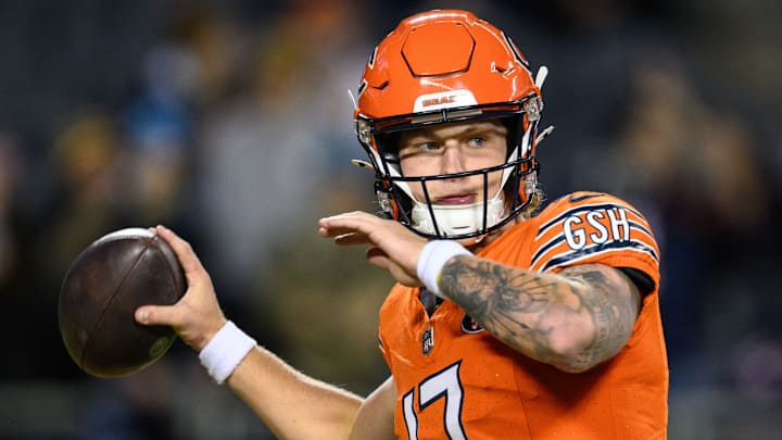 NFL Fans Share Mixed Reactions to Bears’ Orange Uniforms on ‘TNF’