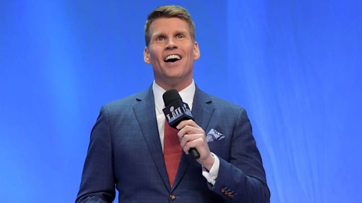 Scott Hanson Explains Why He Talks So Much on NFL RedZone Broadcasts