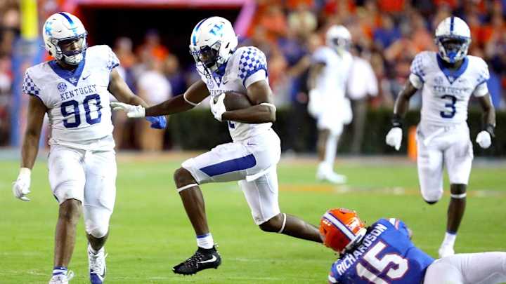 Steelers Bring In Four Safeties Ahead of Packers Game