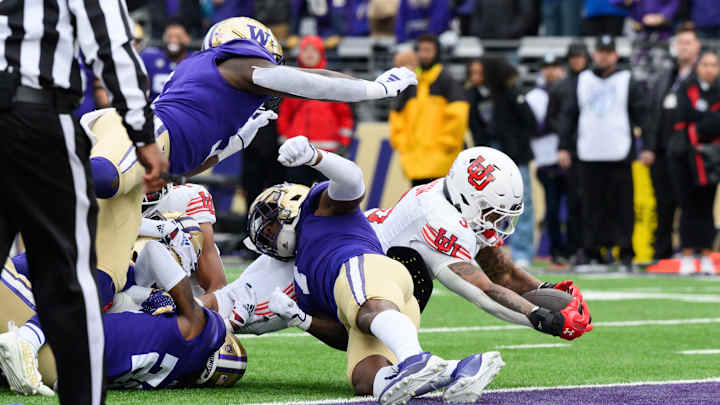 UW Defense Showed Up When It Mattered Most Against Utah UW Defense Showed Up When It Mattered Most Against Utah