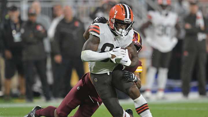 Browns Elevate 2 Players From Practice Squad