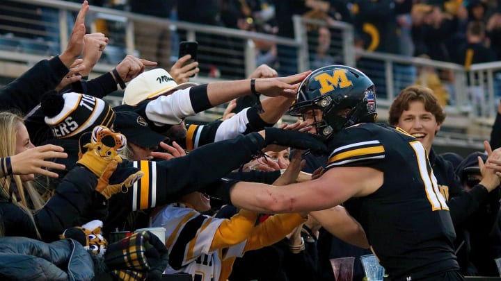 No. 14 Missouri Runs Over No. 13 Tennessee 36-7 No. 14 Missouri Runs Over No. 13 Tennessee 36-7