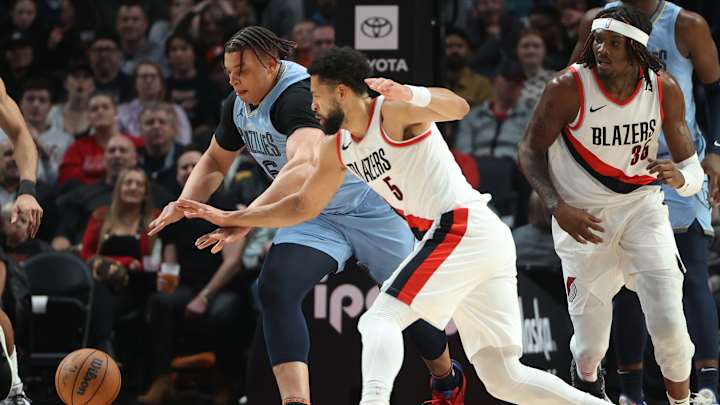 Lakers News: Ahead Of LA Bout, Trail Blazers Make 2 Roster Changes Lakers News: Ahead Of LA Bout, Trail Blazers Make 2 Roster Changes