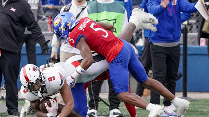 Kansas Jayhawks fall out of both Top 25 polls