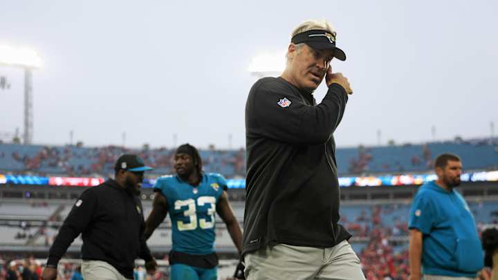 Is It Time for the Jaguars To Panic About Their Issues Playing at Home?