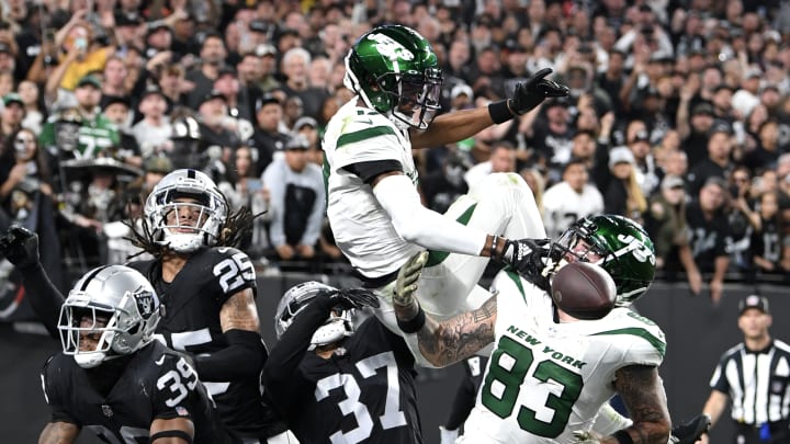Jets' Touchdown Drought Continues in Sunday Night Road Loss to Raiders