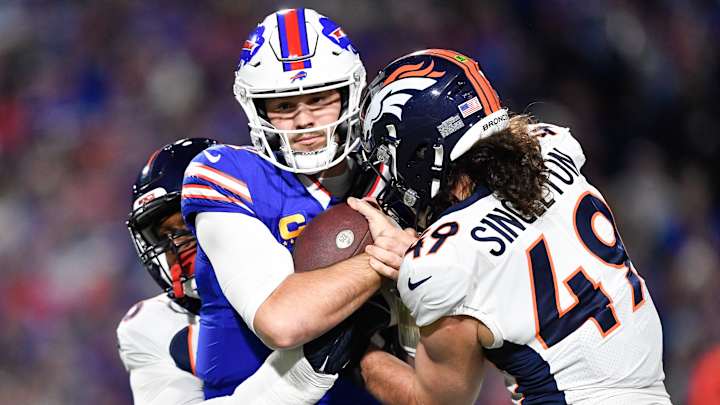 Josh Allen’s Turnover Issues Can No Longer Be Overlooked Josh Allen’s Turnover Issues Can No Longer Be Overlooked