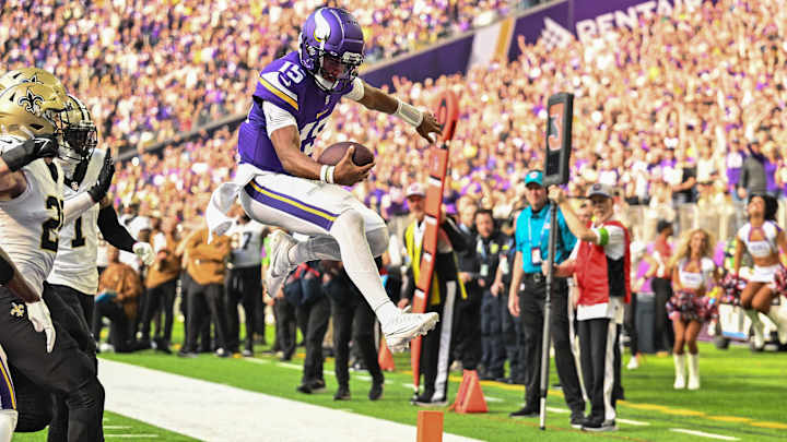 Primetime Unders, Favorites Winning, Continue To Dominate NFL Sports Betting Landscape