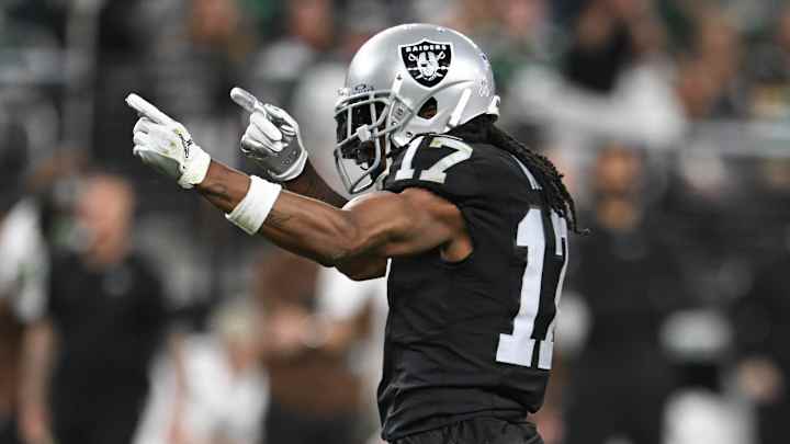 Raiders’ Antonio Pierce Seemed to Subtly Troll Josh McDaniels About Davante Adams