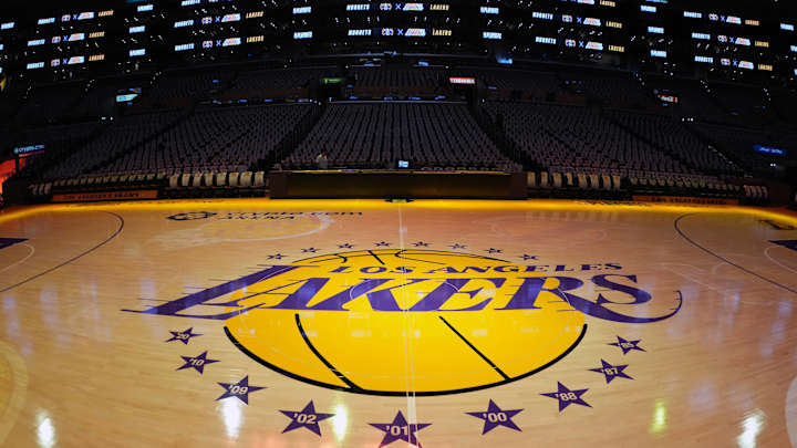 Lakers Make Roster Move Before Facing Grizzlies Lakers Make Roster Move Before Facing Grizzlies