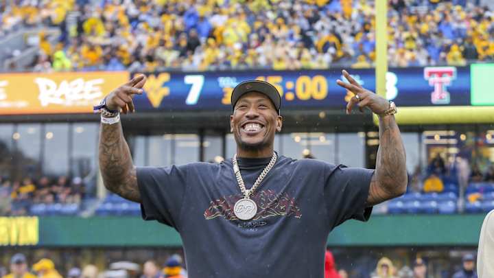 Irvin Signs with the Lions