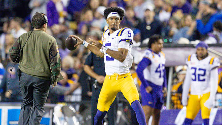 LSU Football: QB Jayden Daniels Earns Another Weekly Honor