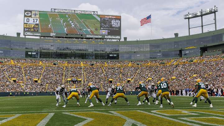 Chargers QB Justin Herbert Hoping To Avoid The Full Lambeau Experience This Weekend