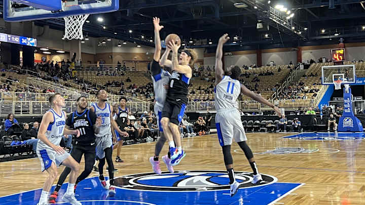 Osceola Magic Defeats Memphis Hustle