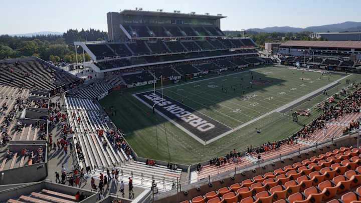 Melancholy Hangs Over a UW-OSU Game That Could Be a Classic