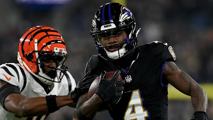 Baltimore Ravens Lead Cincinnati Bengals 21-10 at Halftime as Injuries Define Thursday Night Football