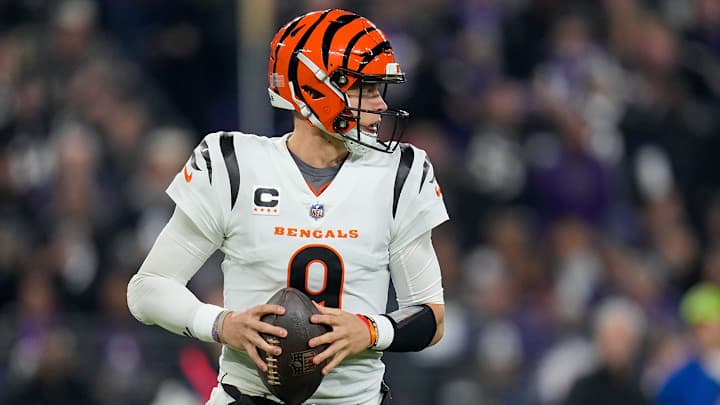 Bengals Coach Zac Taylor Says Joe Burrow Sprained Wrist vs. Ravens