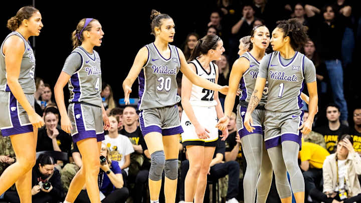 Kansas State Soaks Coach, Dances in Locker Room After Upsetting No. 2 Iowa Kansas State Soaks Coach, Dances in Locker Room After Upsetting No. 2 Iowa