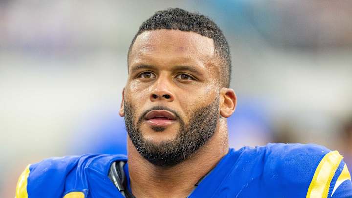 Los Angeles Rams' Aaron Donald Warranting 'Hall of Fame' Focus of Seattle Seahawks QB Geno Smith