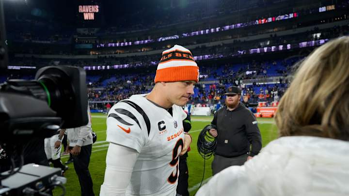 Joe Burrow to Miss Rest of 2023 Season With Wrist Injury