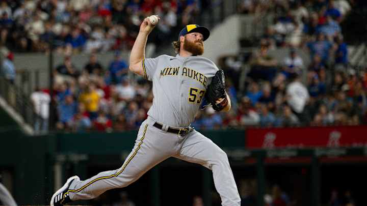 Astros Have Chance to Pursue Brewers Free Agent