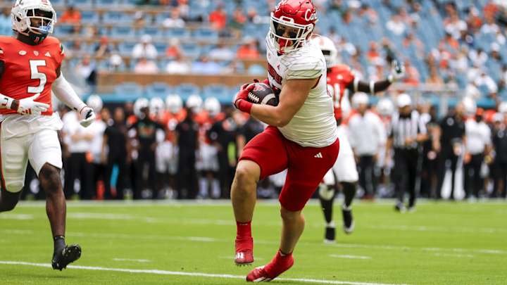 Louisville Outlasts Miami to Clinch Berth in ACC Championship Game