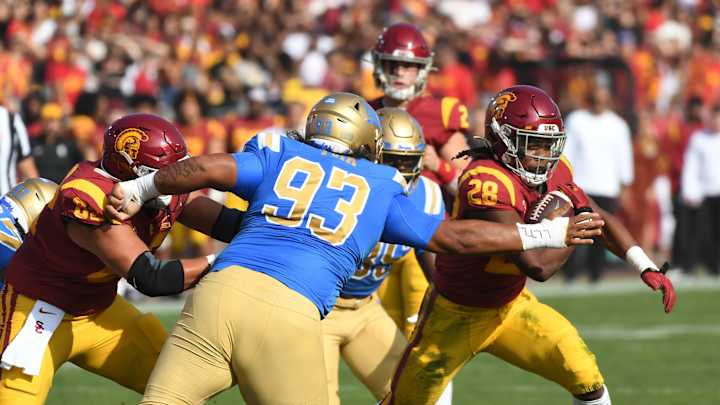 USC Football: Trojan Faithful Furious At This Assistant Coach After UCLA Upset