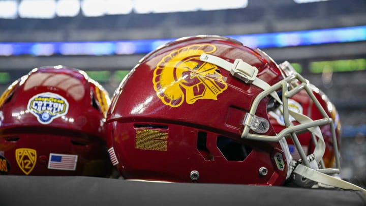 USC Football: Expert Pitches Policy Change To Help Stop Wave Of Transfers