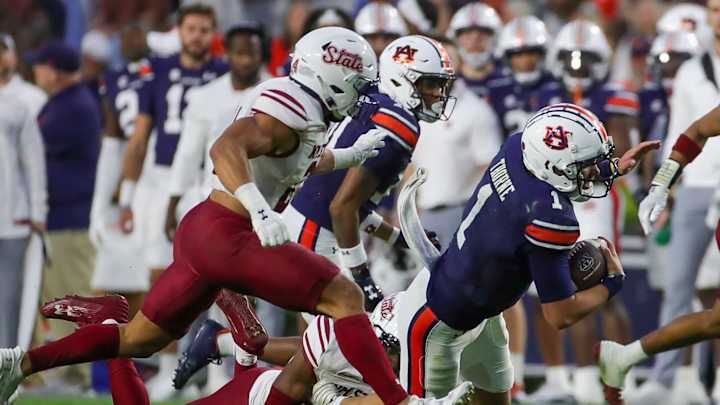 Auburn, Hugh Freeze Learn ‘Lesson in Humility’ in Loss to New Mexico State Auburn, Hugh Freeze Learn ‘Lesson in Humility’ in Loss to New Mexico State