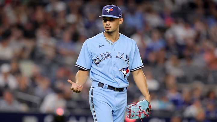 Padres Linked to Top Reliever in Free Agency as Potential Josh Hader Replacement