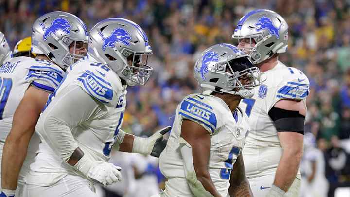 Bears-Lions Key Matchup: T.J. Edwards vs. Gibbs, Montgomery Bears-Lions Key Matchup: T.J. Edwards vs. Gibbs, Montgomery
