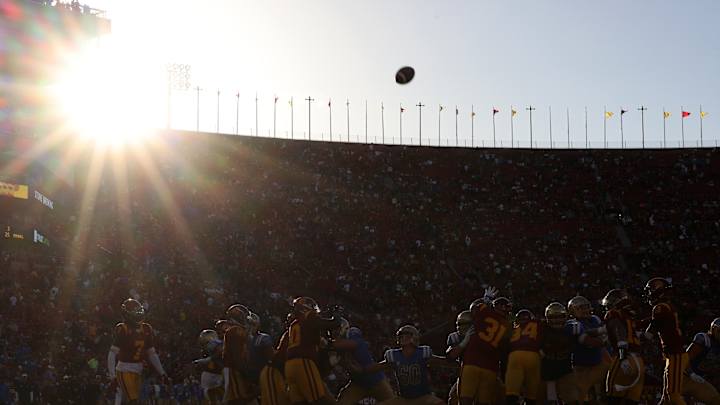 USC Football: Trojans Fans React To Seeing Olivia Rodrigo Cheer On Her School