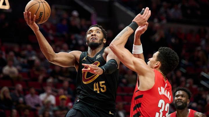 Cavs Mailbag: Concern Over Donovan Mitchell's Hamstring Injury? Cavs Mailbag: Concern Over Donovan Mitchell's Hamstring Injury?