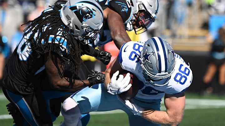 Dallas Cowboys Jump Out To 17-3 Halftime Lead Over Carolina Panthers