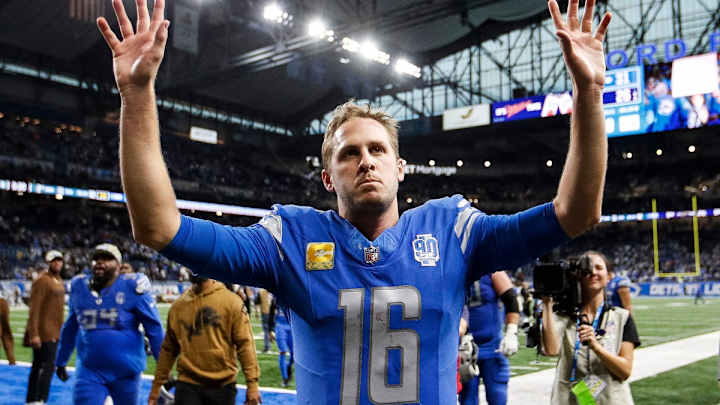 Jared Goff Leads Lions' Late Rally to Beat Bears
