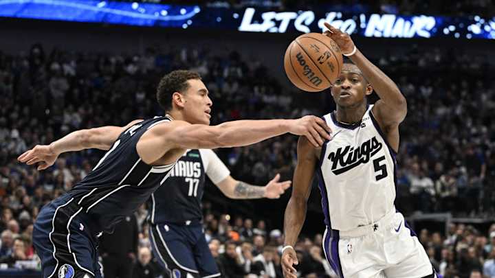 Dallas Mavs' Defense Picked Apart By Sacramento Kings' De'Aaron Fox, Domantas Sabonis in Loss