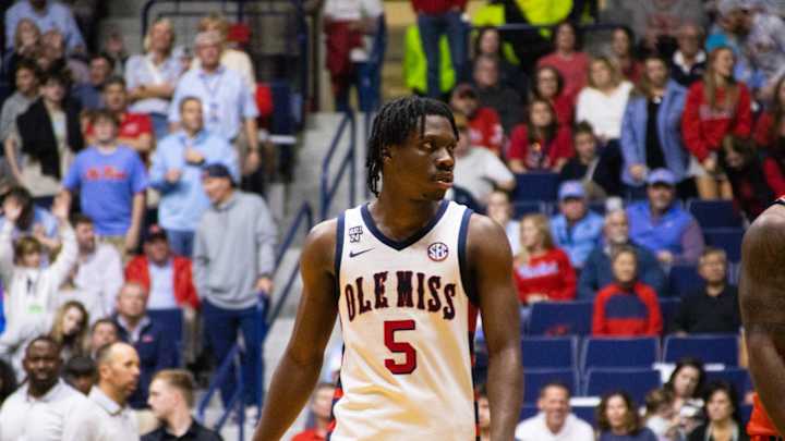 LIVE UPDATES: Ole Miss Hosts Texas A&M in 2024 Season Finale