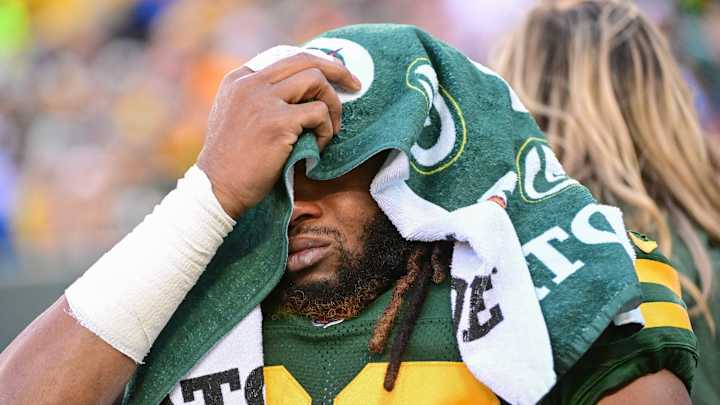 Packers RB Aaron Jones Avoids Major Knee Injury vs. Chargers