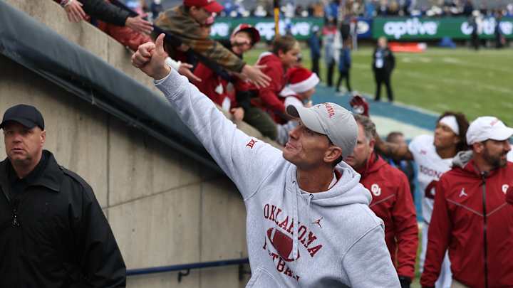 Venables Vibes: Oklahoma's Defensive Issues Correctable Ahead of Black Friday Clash Venables Vibes: Oklahoma's Defensive Issues Correctable Ahead of Black Friday Clash