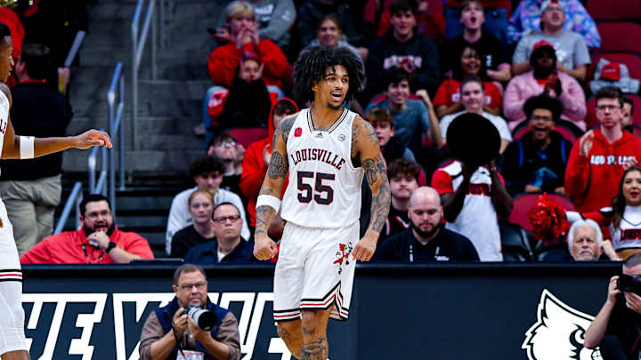 Louisville Guard Skyy Clark Confirms He Suffered Broken Rib vs. Georgia Tech Louisville Guard Skyy Clark Confirms He Suffered Broken Rib vs. Georgia Tech