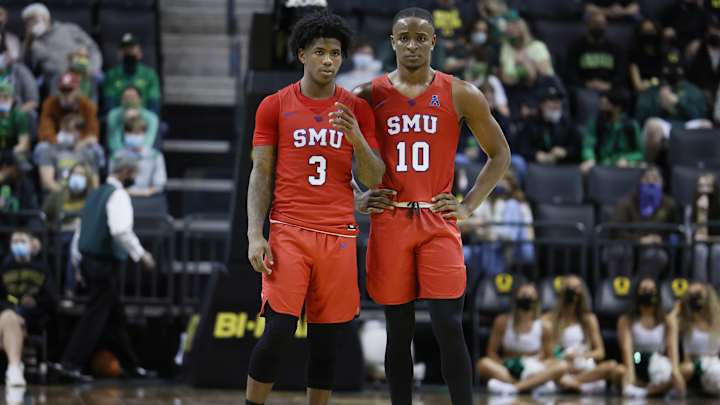 West Virginia Set to Take on SMU in Ft. Myers Tip-Off