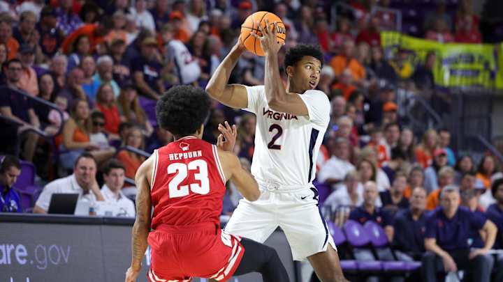 Wisconsin Hands Virginia First Loss in Blowout Fashion, 65-41 Wisconsin Hands Virginia First Loss in Blowout Fashion, 65-41