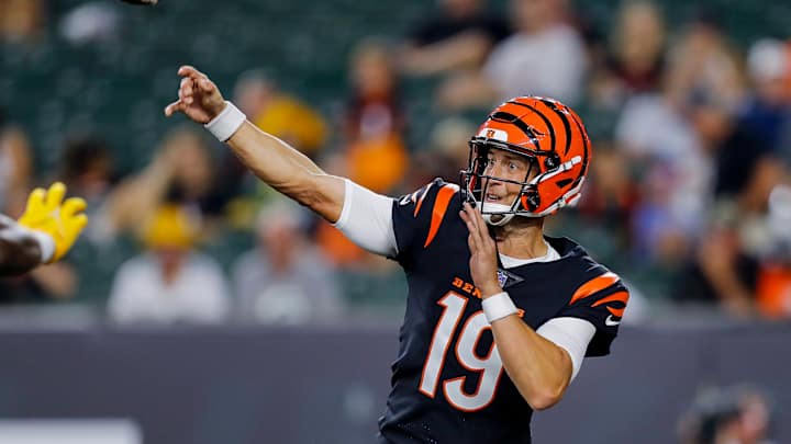 Quarterback Trevor Siemian Climbs Jets Depth Chart