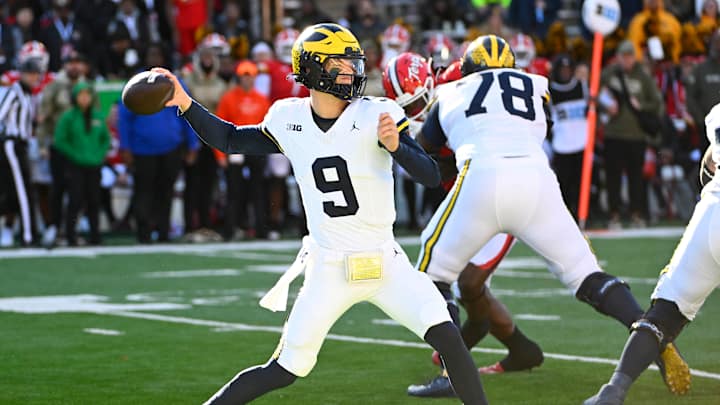 Opening Line: Big Ten Football Point Spreads Set for Week 13 Games