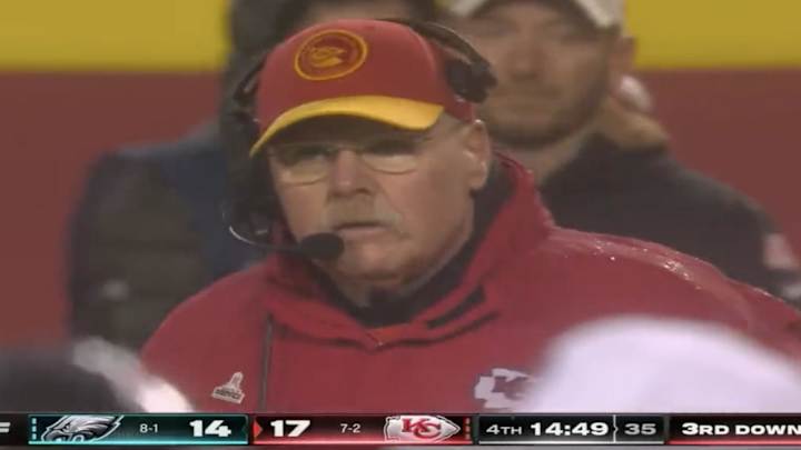 Cameras Caught Andy Reid Giving Travis Kelce Such an Angry Look During Chiefs’ Loss to Eagles Cameras Caught Andy Reid Giving Travis Kelce Such an Angry Look During Chiefs’ Loss to Eagles