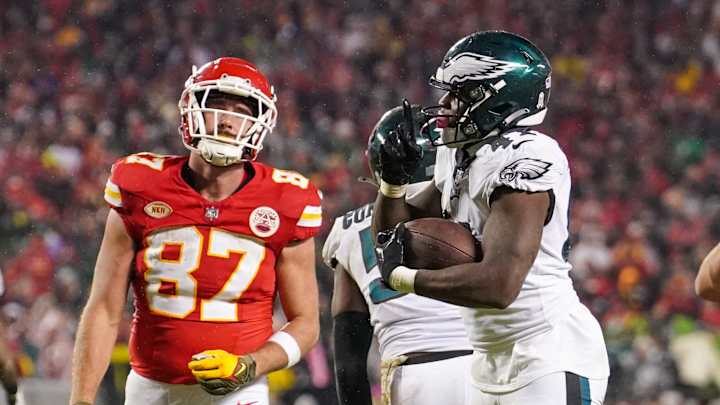 KC Chiefs Week 11 Snap Counts vs. Philadelphia Eagles: More Questions Than Answers KC Chiefs Week 11 Snap Counts vs. Philadelphia Eagles: More Questions Than Answers